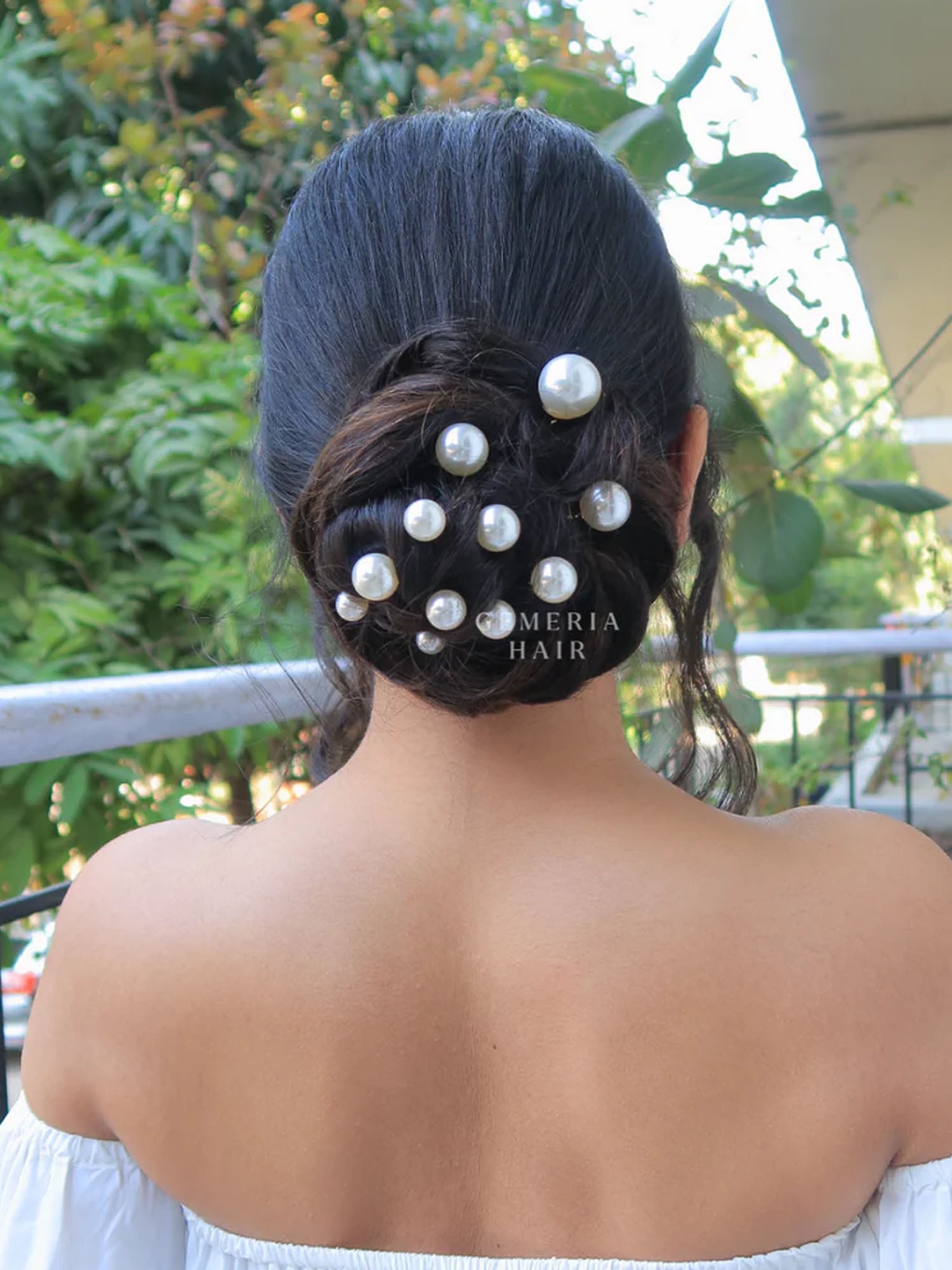 White Pearl Hair U-Pins
